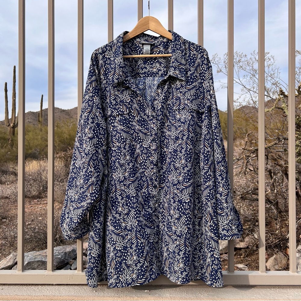 ⬇️💲CATHERINES Women’s Blouse Size 5X 34/36W Color Blues, Beige, Tan Pattern